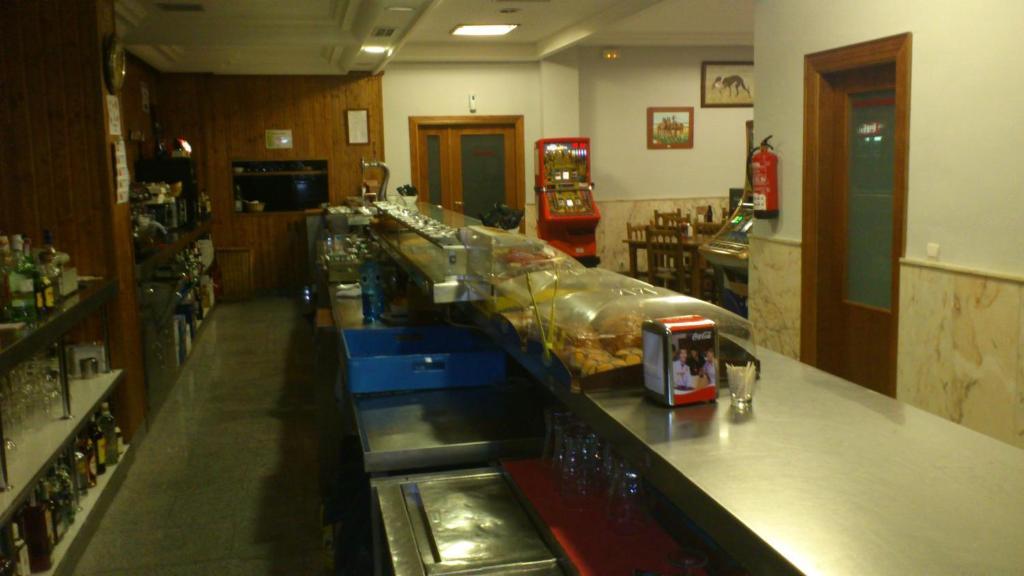 Hostal Botafumeiro Mota del Marques ภายนอก รูปภาพ